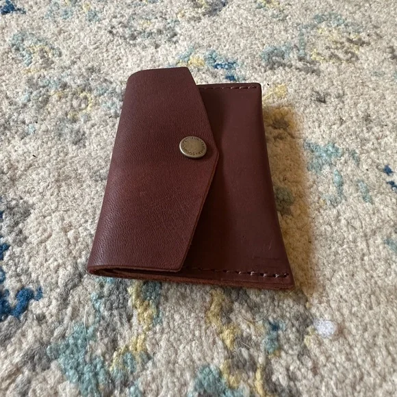 NEW 💙 PLG Cognac Mini Envelope Wallet & Large Keychain Bundle 💙 - Picture 6 of 12